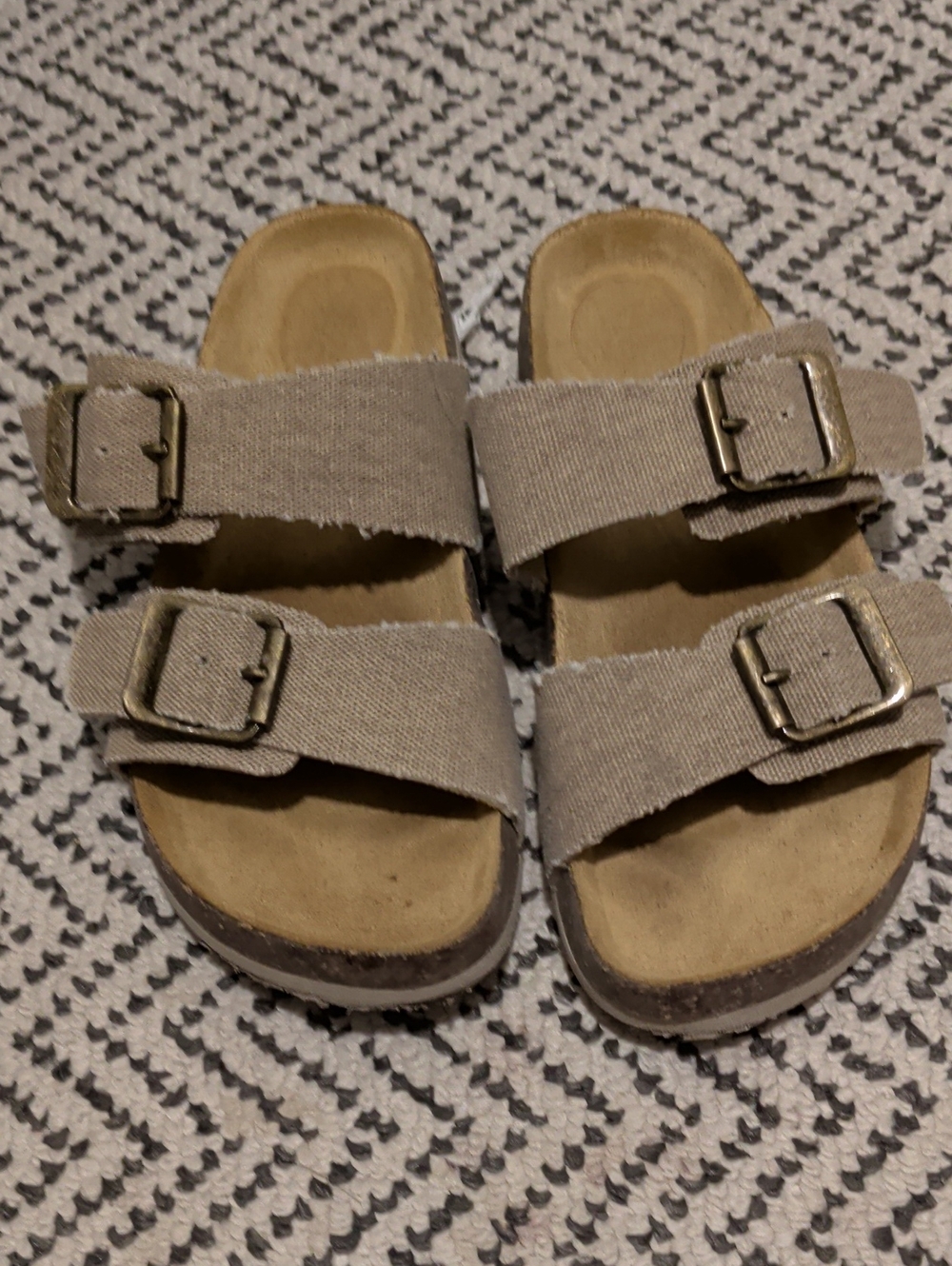Source Unknown Kids Double-Strap Buckle Sandals in Beige